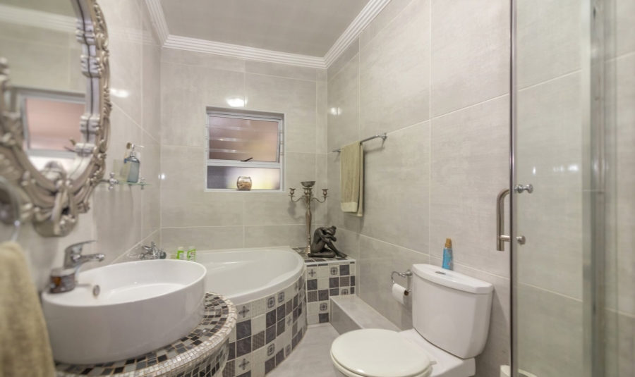 6 Bedroom Property for Sale in Elandia Free State
